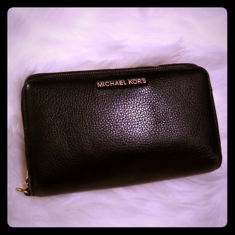 Michael Kors wallet